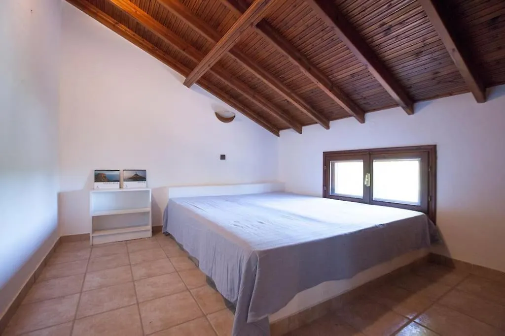 Wonderful Villa With Huge Yard, At Potamos Beach Epanomi Grecia